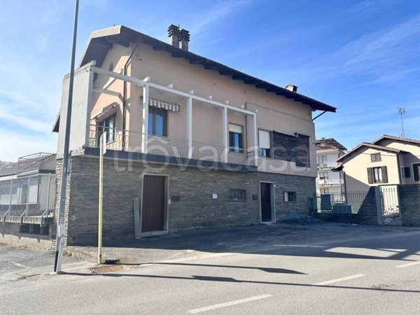 casa indipendente in affitto a Borgo San Dalmazzo