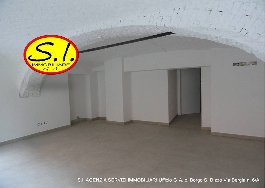 negozio in affitto a Borgo San Dalmazzo