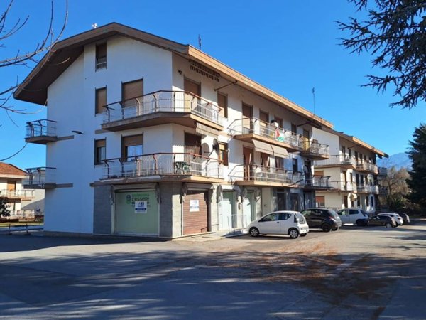 negozio in affitto a Borgo San Dalmazzo