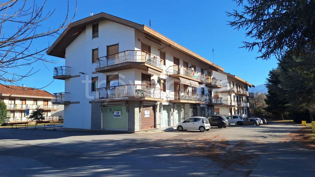 negozio in affitto a Borgo San Dalmazzo