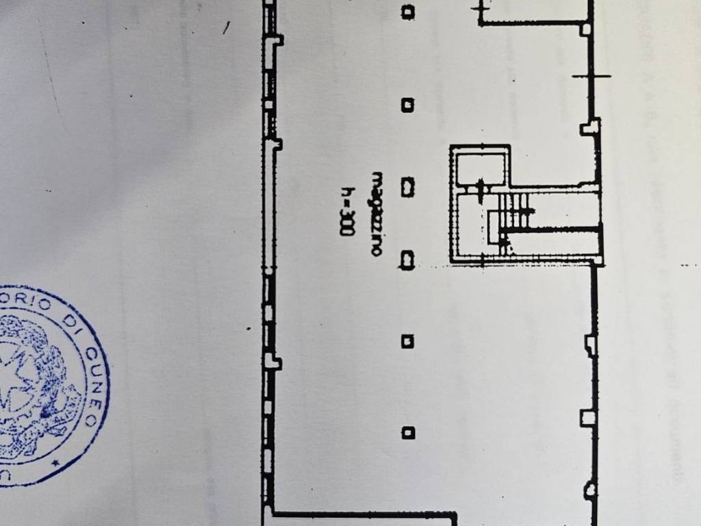 locale commerciale in affitto a Borgo San Dalmazzo