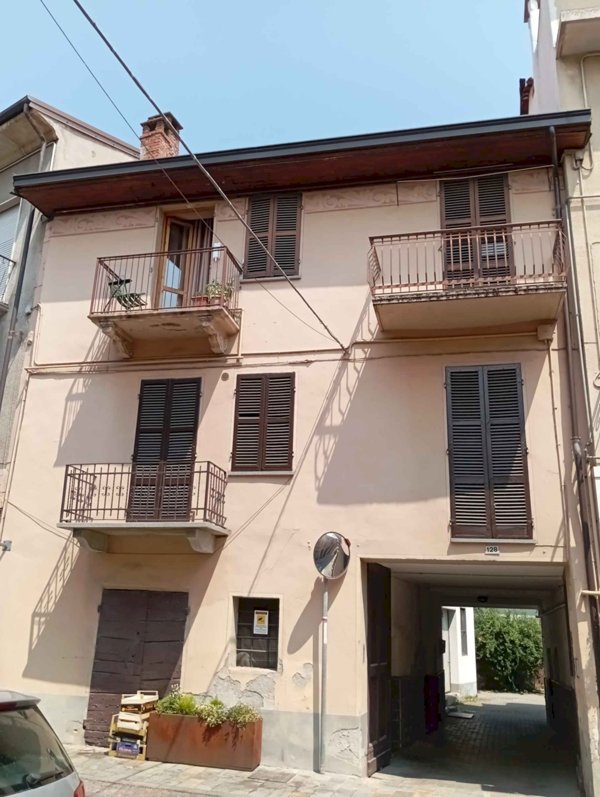 appartamento in affitto a Borgo San Dalmazzo