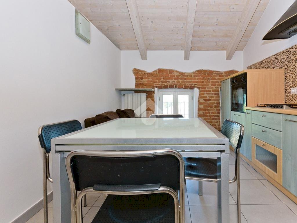 appartamento in affitto a Bra in zona Crociera Burdina