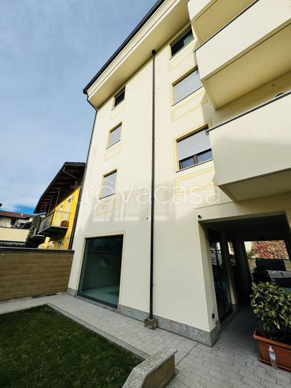 monolocale in affitto a Bra