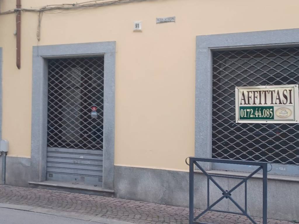 negozio in affitto a Bra