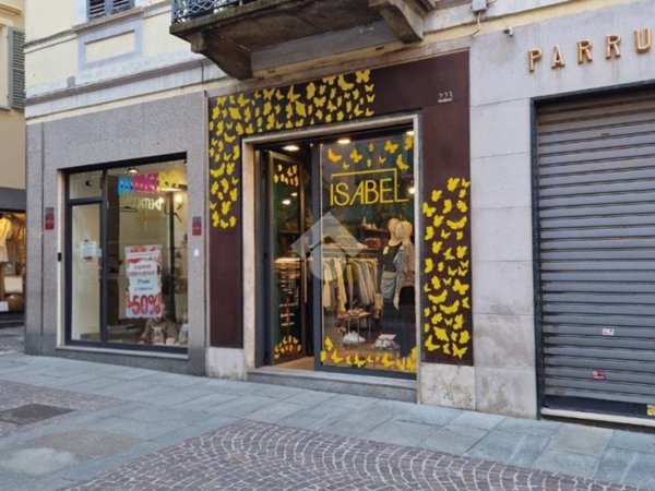 negozio in affitto a Bra