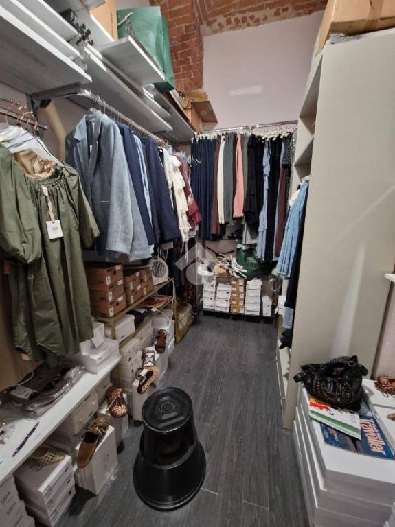 negozio in affitto a Bra