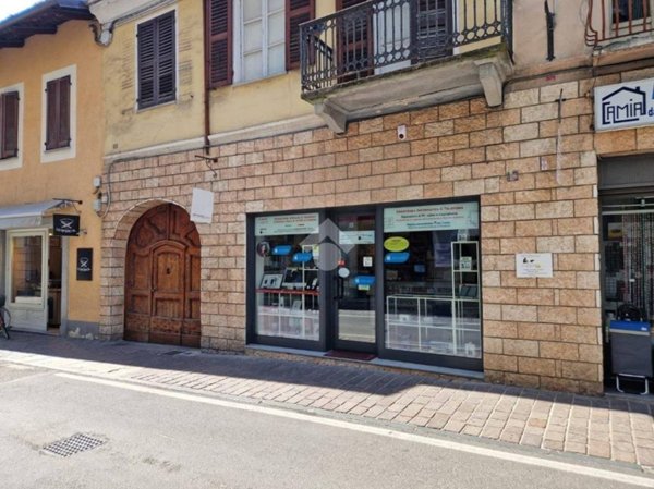 negozio in affitto a Bra