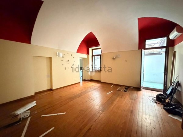 locale commerciale in affitto a Bra