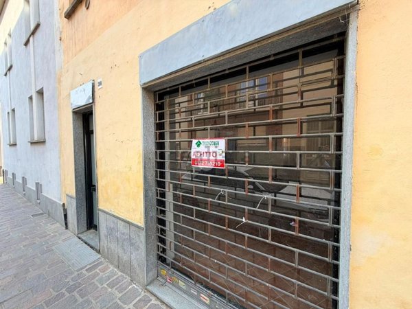 locale commerciale in affitto a Bra