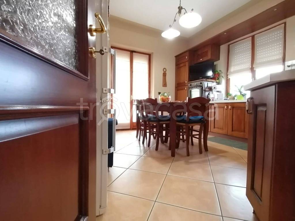 appartamento in affitto a Busca