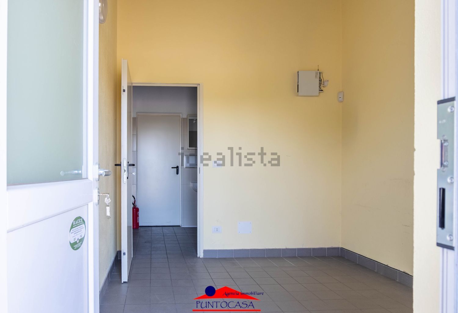 locale di sgombero in affitto a Busca