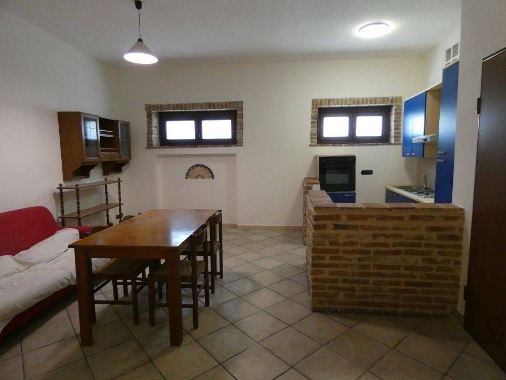 appartamento in affitto a Canale