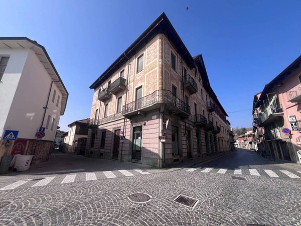 ufficio in affitto a Canale