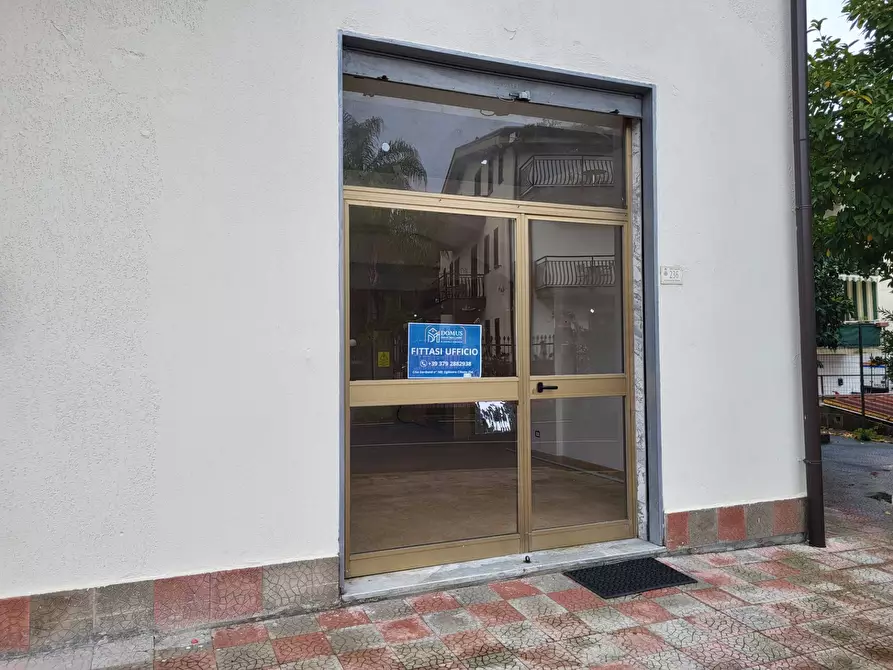 locale commerciale in affitto ad Agropoli