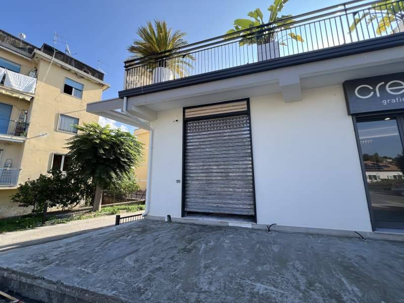 negozio in affitto ad Agropoli