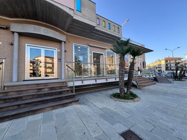 locale commerciale in affitto ad Agropoli