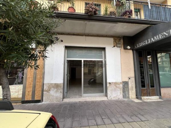 negozio in affitto ad Agropoli