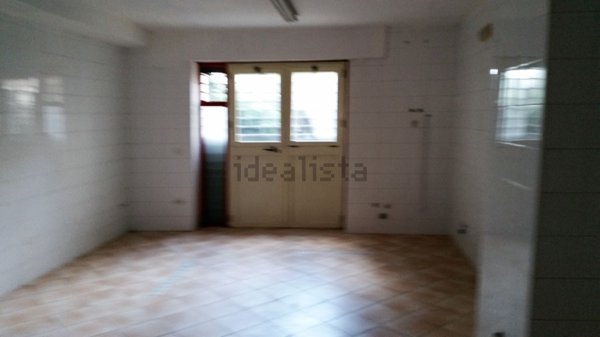 locale commerciale in affitto ad Agropoli