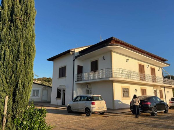 appartamento in affitto ad Altavilla Silentina in zona Cerrelli