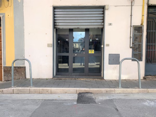 locale commerciale in affitto ad Angri