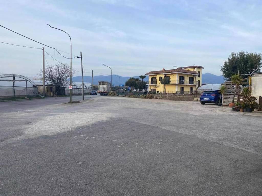 negozio in affitto ad Angri