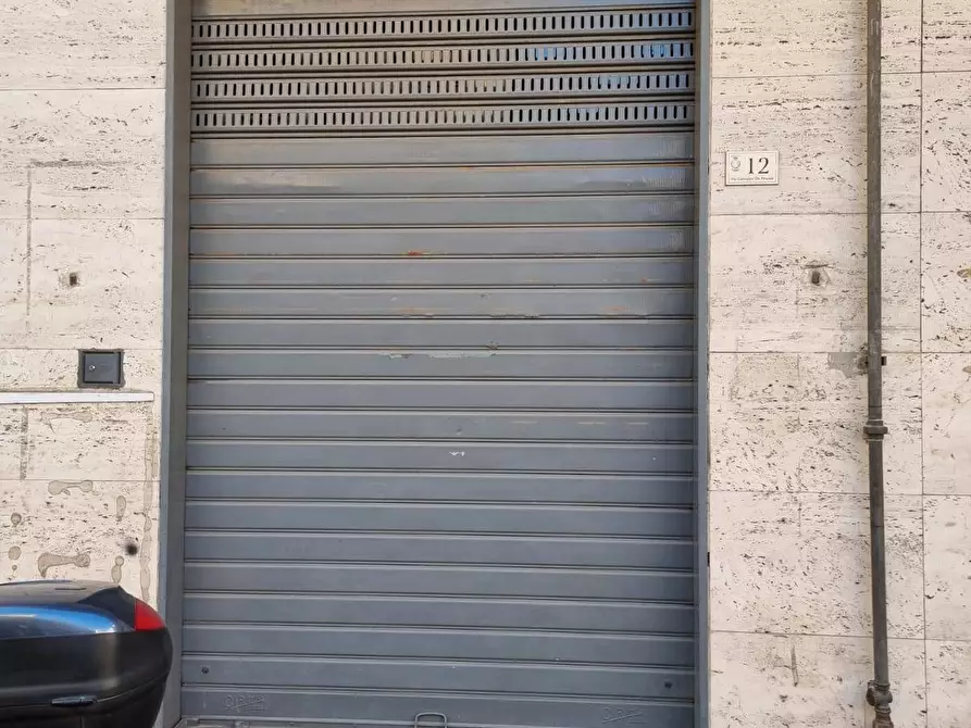locale commerciale in affitto ad Angri
