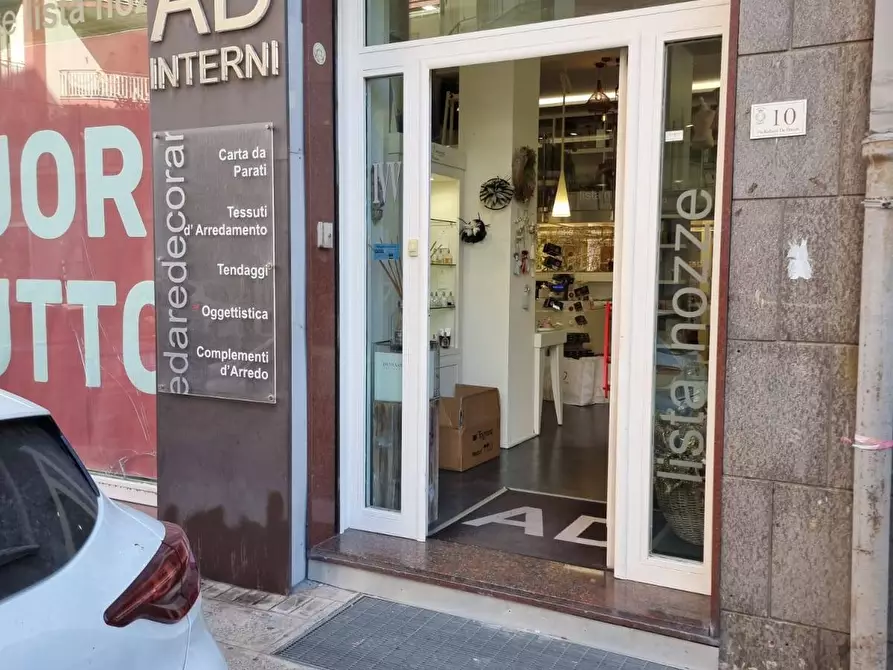 locale commerciale in affitto ad Angri