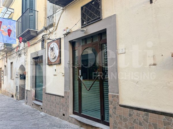 locale commerciale in affitto ad Angri