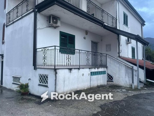 casa indipendente in affitto ad Angri