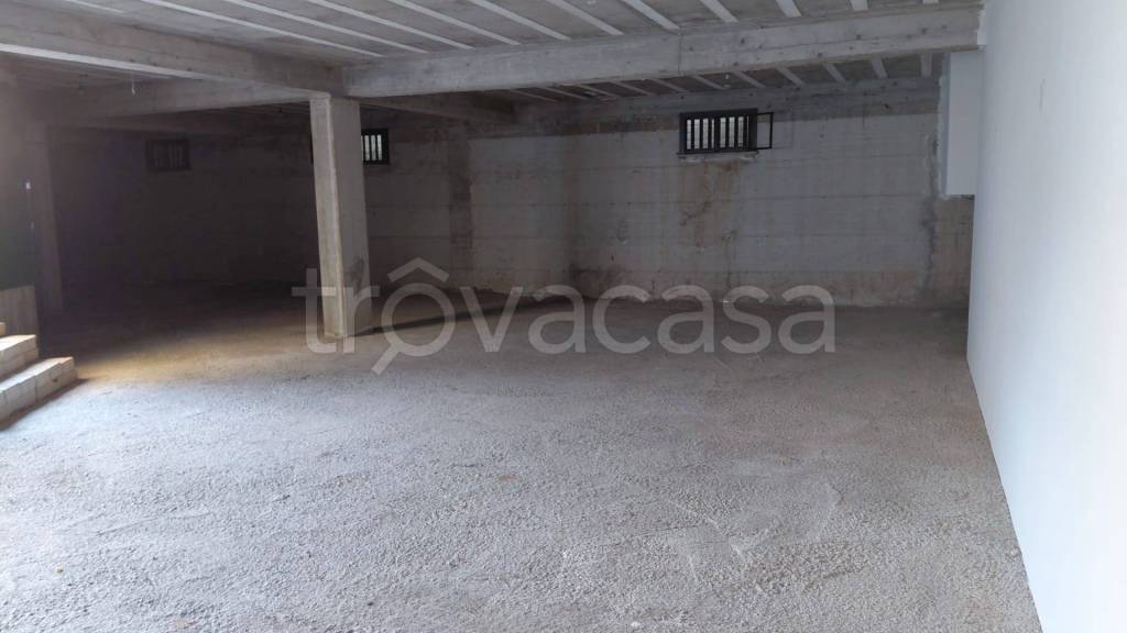 locale commerciale in affitto ad Angri