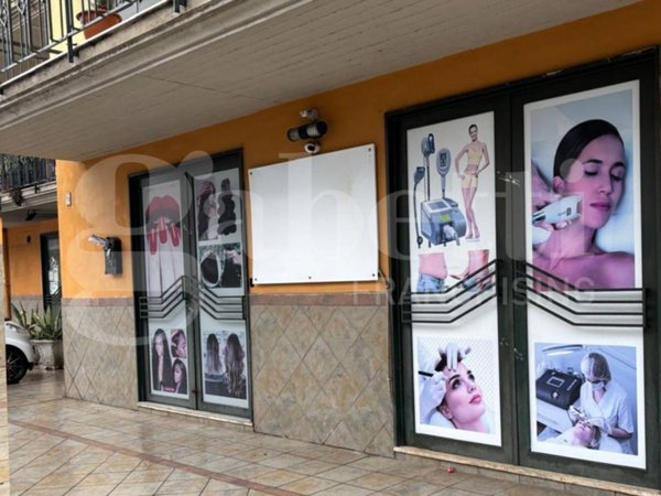 locale commerciale in affitto ad Angri