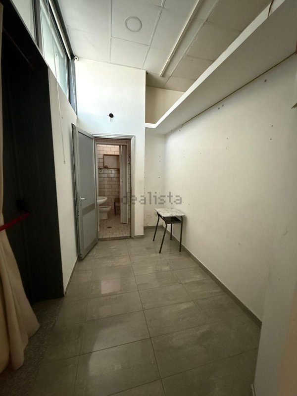 locale commerciale in affitto ad Angri
