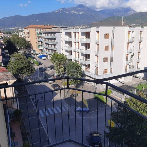 appartamento in affitto a Baronissi