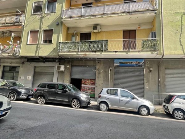 negozio in affitto a Battipaglia