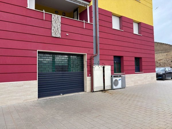 locale commerciale in affitto a Battipaglia in zona Belvedere