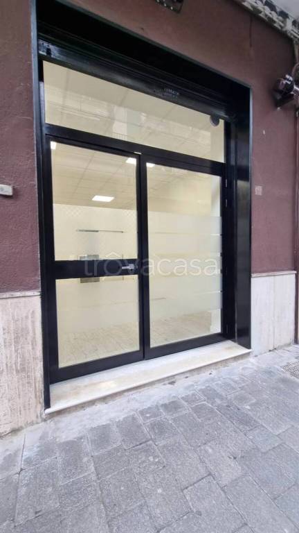 locale commerciale in affitto a Battipaglia