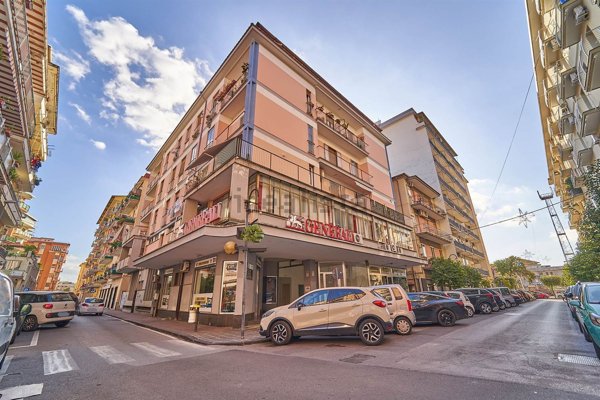 locale commerciale in affitto a Battipaglia in zona Centro Città