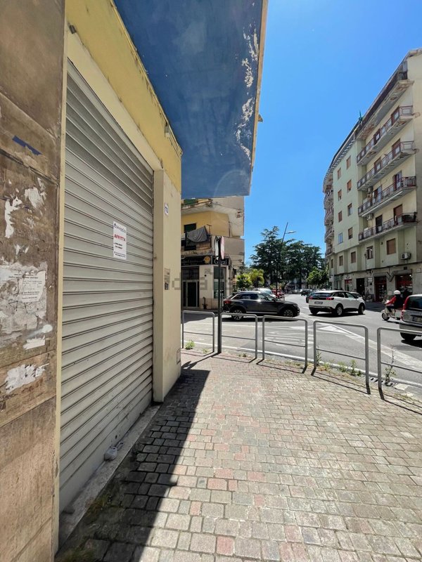 locale commerciale in affitto a Battipaglia in zona Centro Città