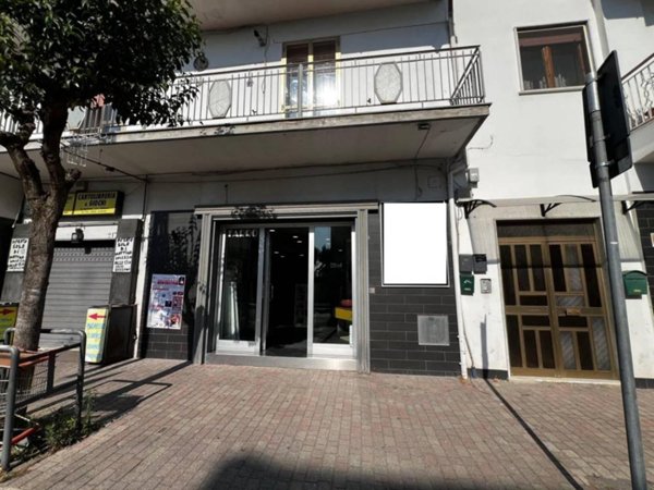 locale commerciale in affitto a Battipaglia