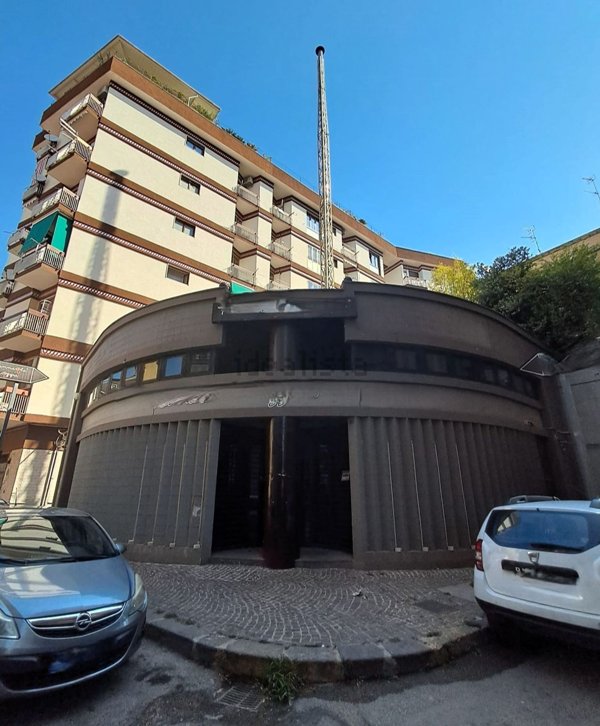 negozio in affitto a Battipaglia