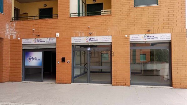 locale commerciale in affitto a Battipaglia