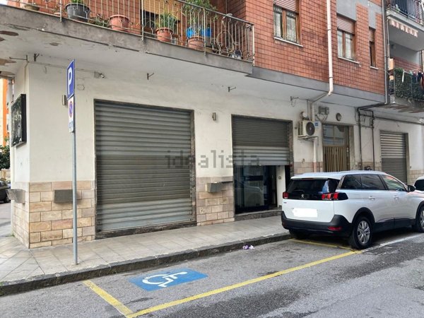 locale commerciale in affitto a Battipaglia