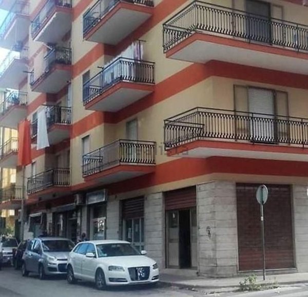 locale commerciale in affitto a Battipaglia in zona Centro Città