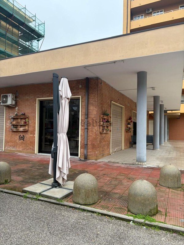 locale commerciale in affitto a Battipaglia