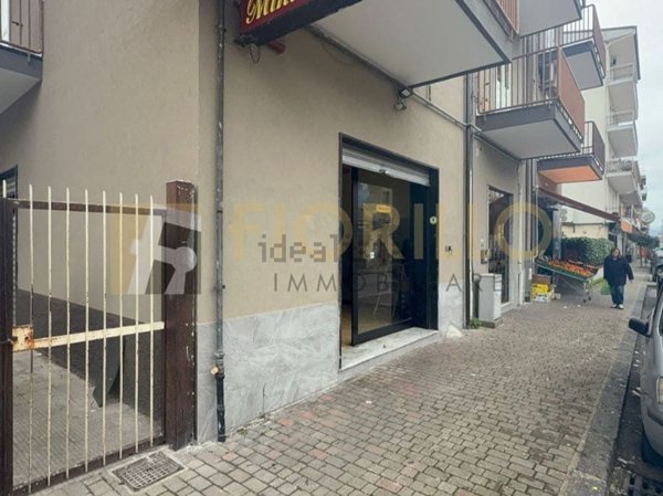 locale commerciale in affitto a Battipaglia