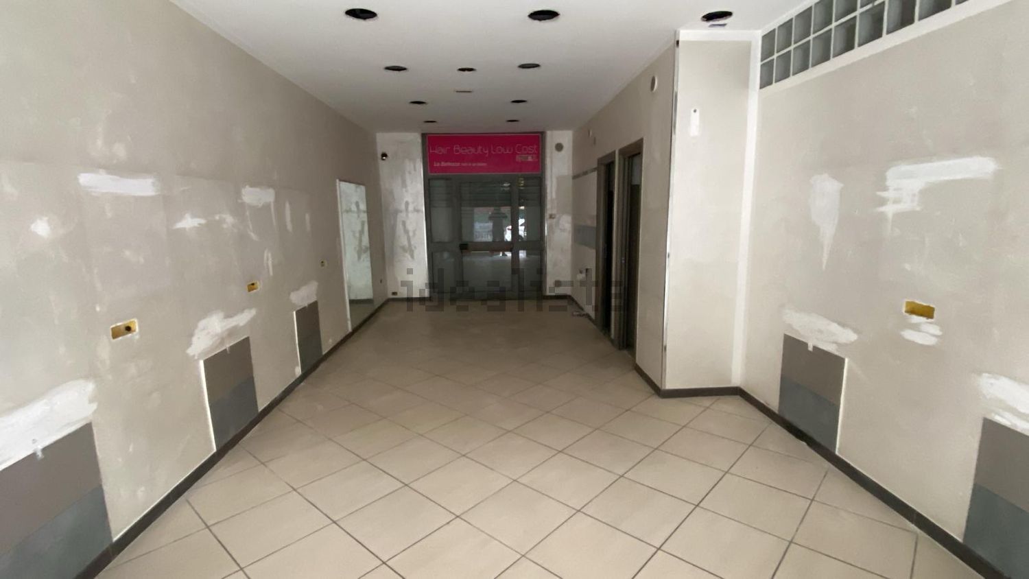 locale commerciale in affitto a Battipaglia