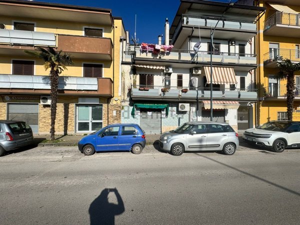 locale commerciale in affitto a Battipaglia