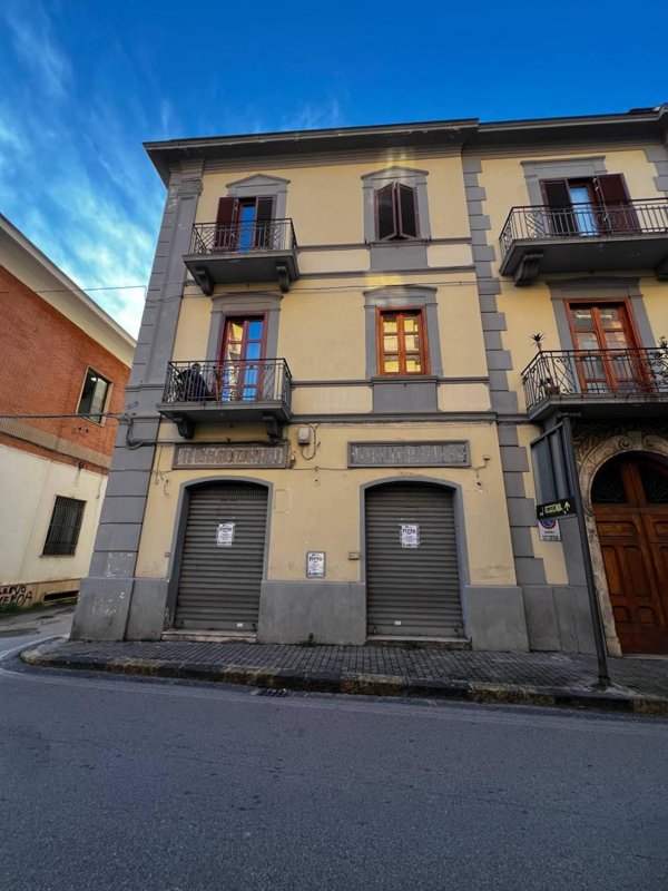 locale commerciale in affitto a Battipaglia in zona Centro Città