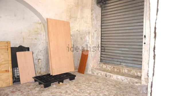 negozio in affitto a Battipaglia in zona Belvedere